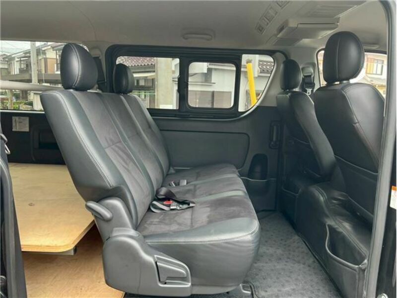 HIACE VAN-25