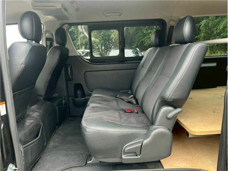 HIACE VAN-27