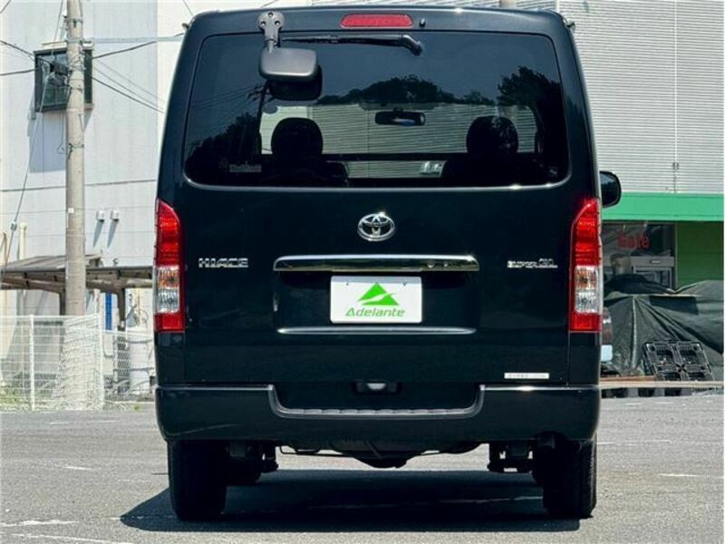 HIACE VAN-43