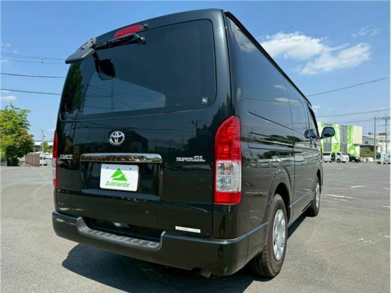 HIACE VAN-46