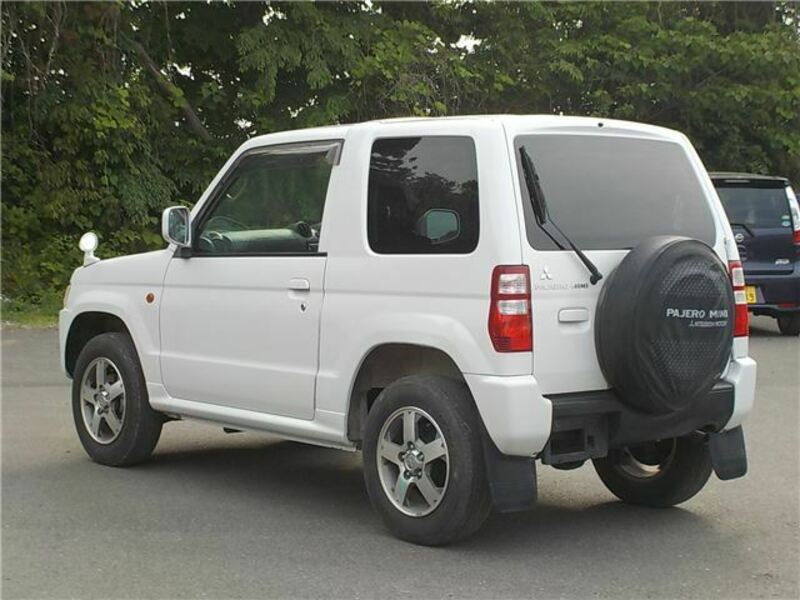 PAJERO MINI