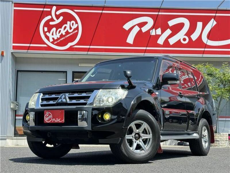 MITSUBISHI PAJERO