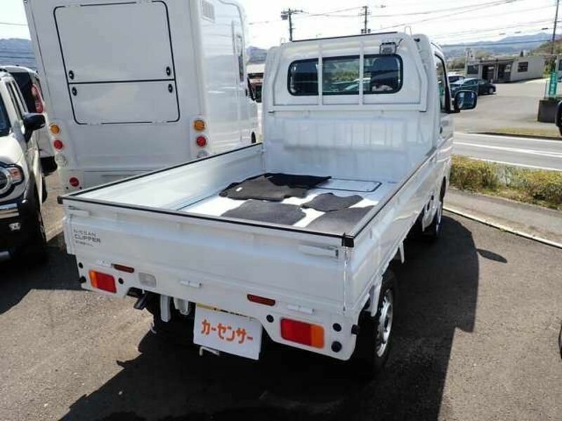 CLIPPER TRUCK