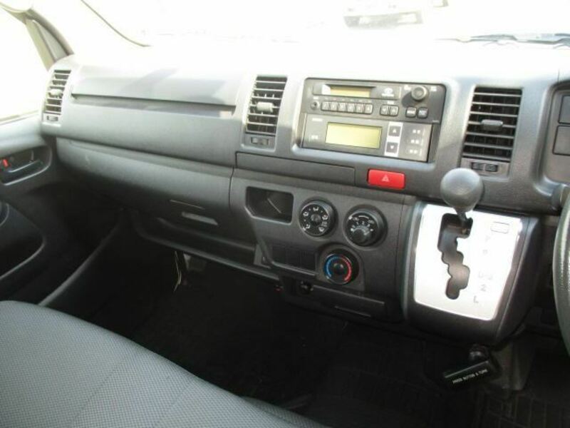 HIACE VAN-5