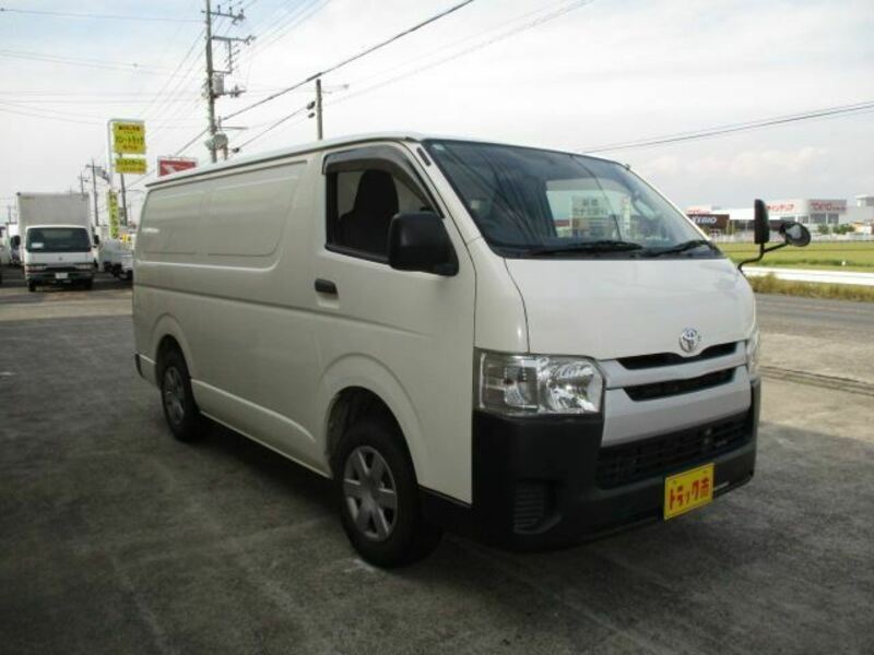 HIACE VAN-26