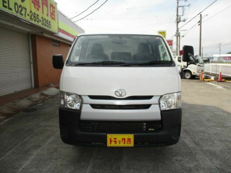 HIACE VAN-29