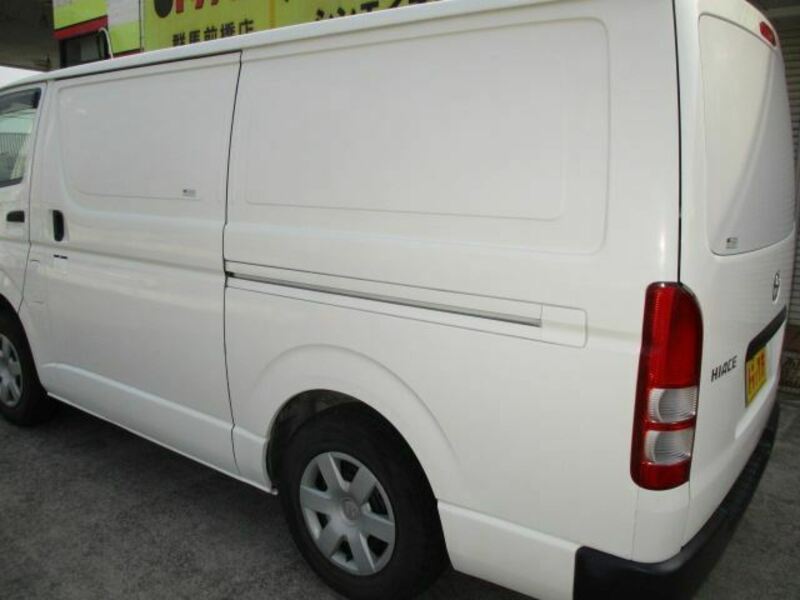 HIACE VAN-32
