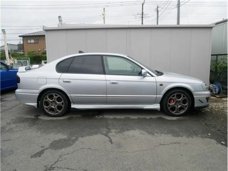 LEGACY B4