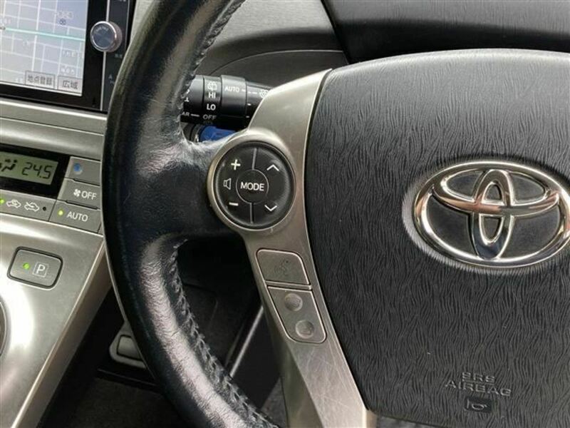 PRIUS PHV