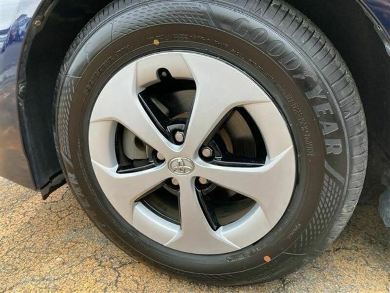 PRIUS PHV