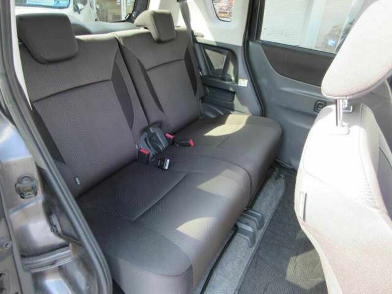 DELICA D2