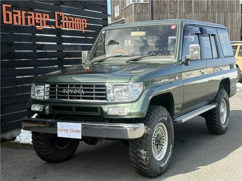 TOYOTA LAND CRUISER PRADO
