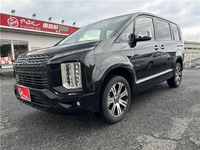 MITSUBISHI DELICA D5