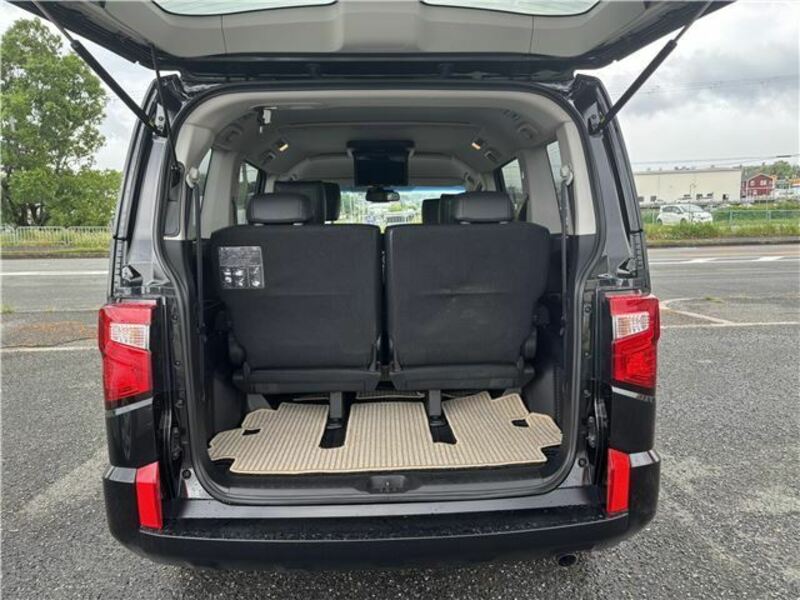 DELICA D5