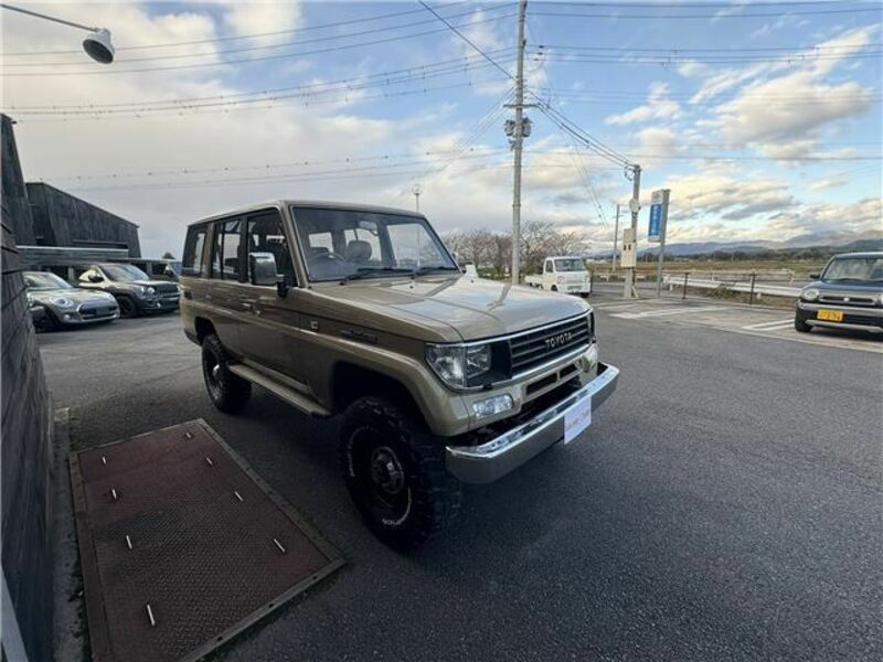 LAND CRUISER PRADO-4