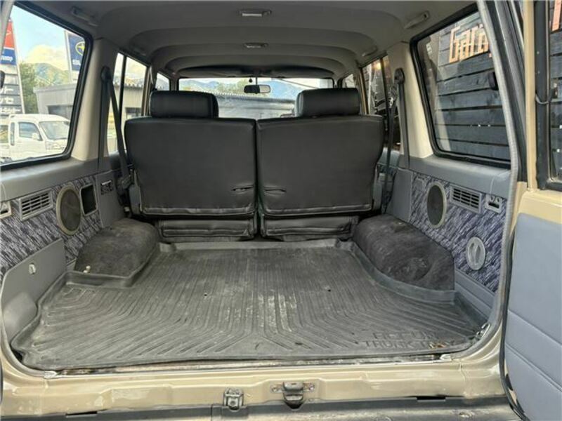 LAND CRUISER PRADO-14