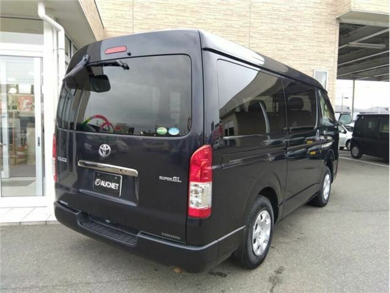 HIACE