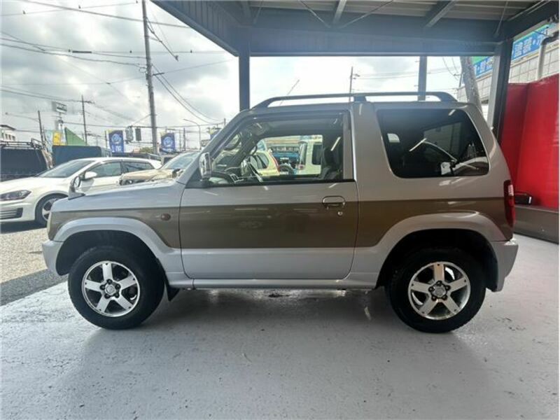 PAJERO MINI
