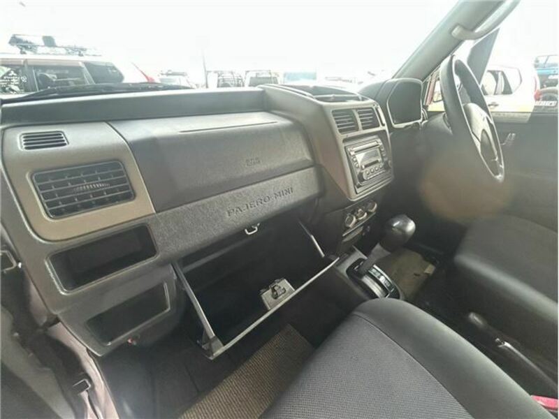 PAJERO MINI