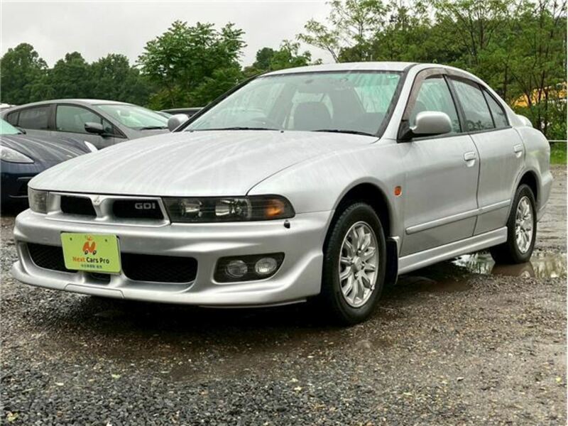 MITSUBISHI GALANT