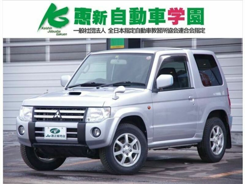 MITSUBISHI PAJERO MINI
