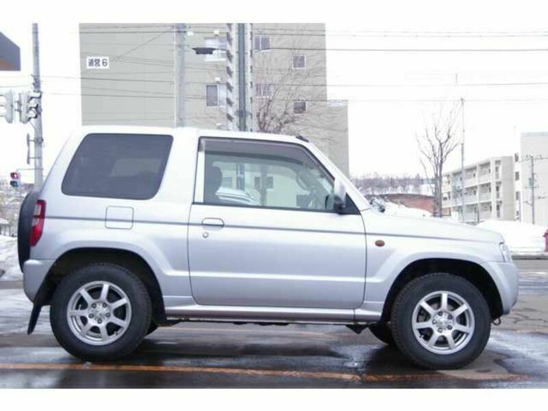 PAJERO MINI