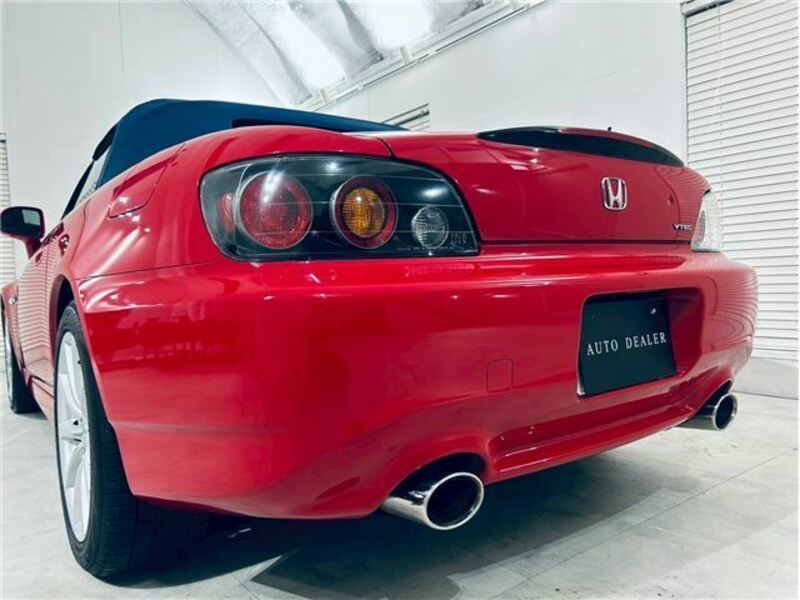 S2000
