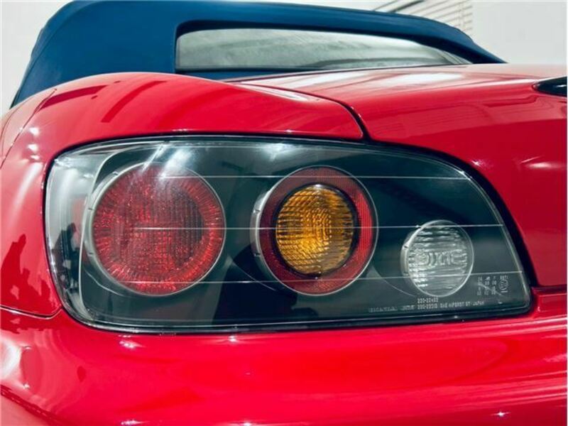 S2000