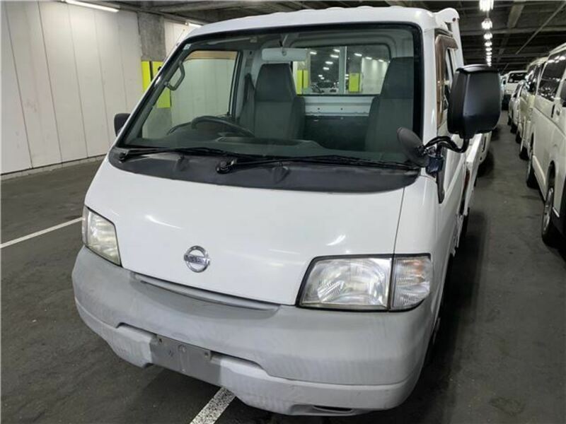 NISSAN VANETTE TRUCK