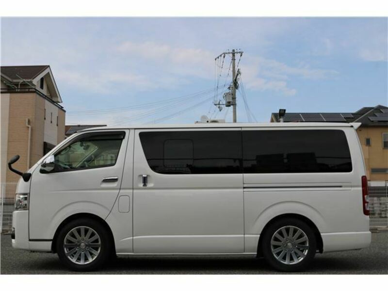 HIACE