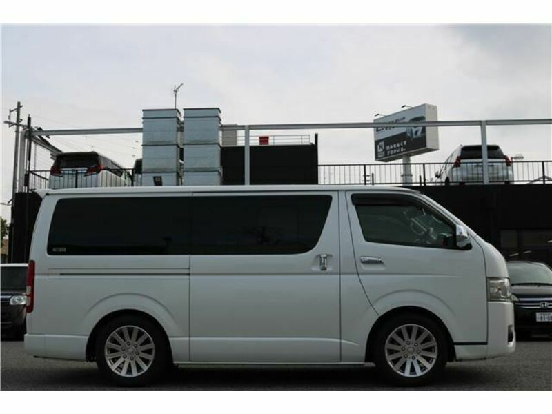 HIACE