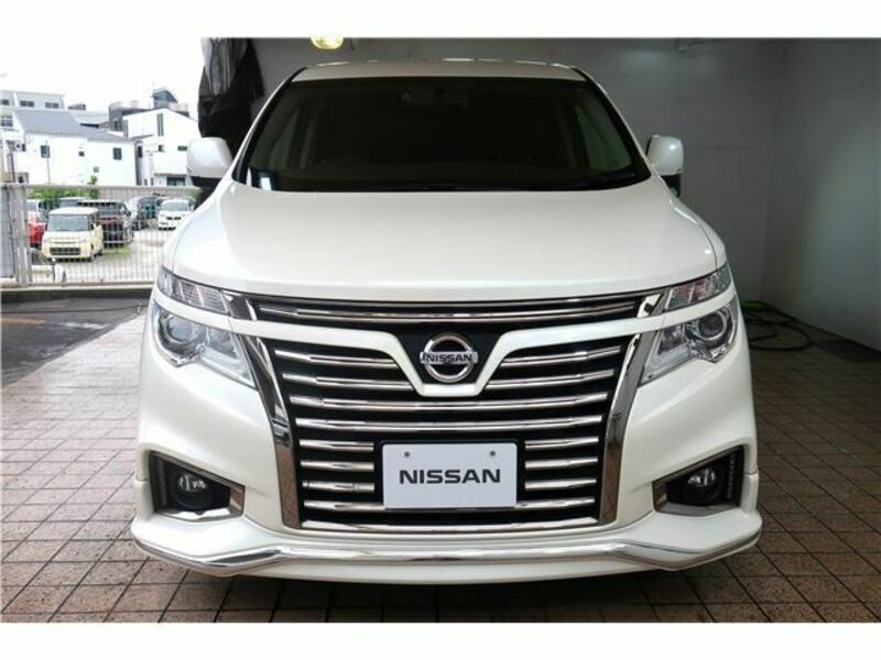 ELGRAND-8
