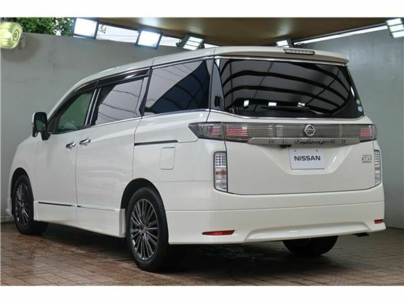 ELGRAND-42