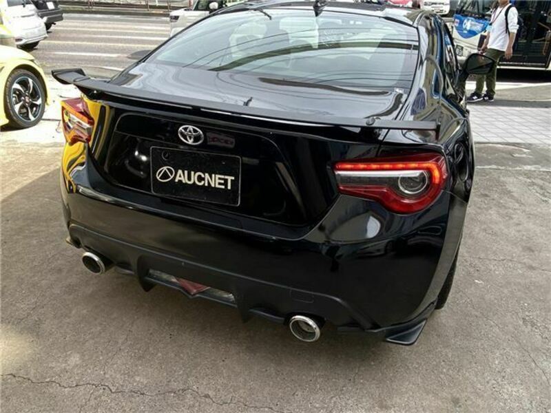86