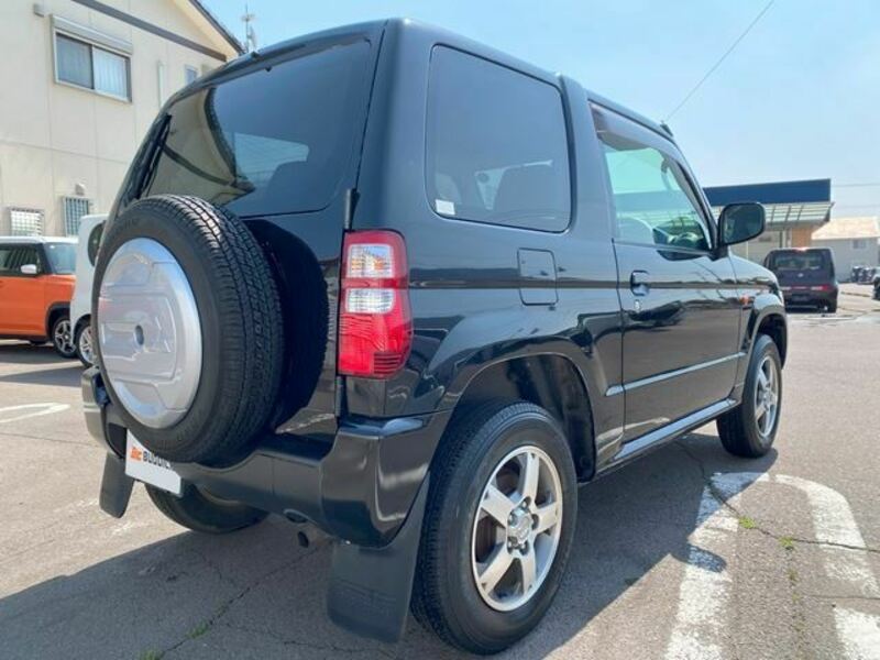 PAJERO MINI