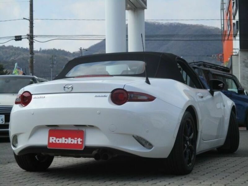 ROADSTER