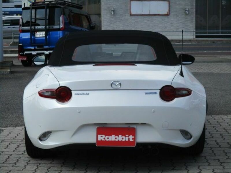 ROADSTER