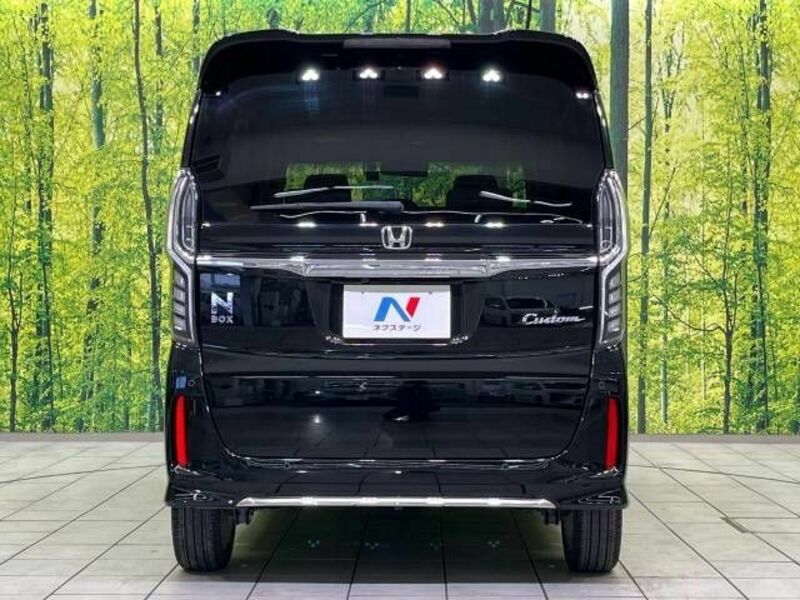 N BOX CUSTOM