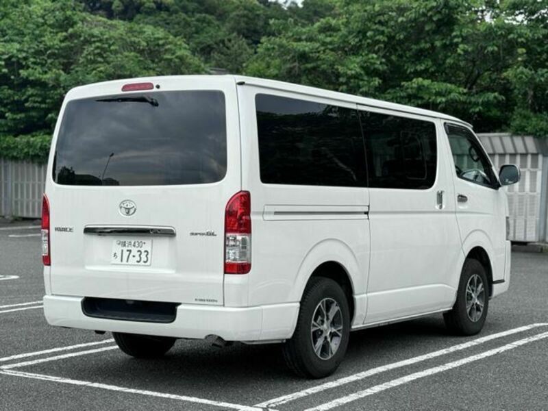 HIACE VAN