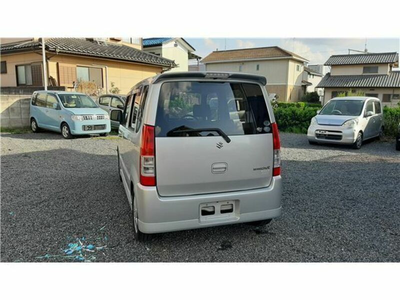 WAGON R