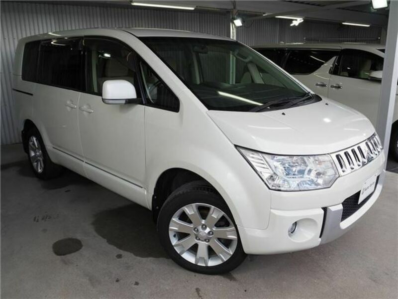 DELICA D5