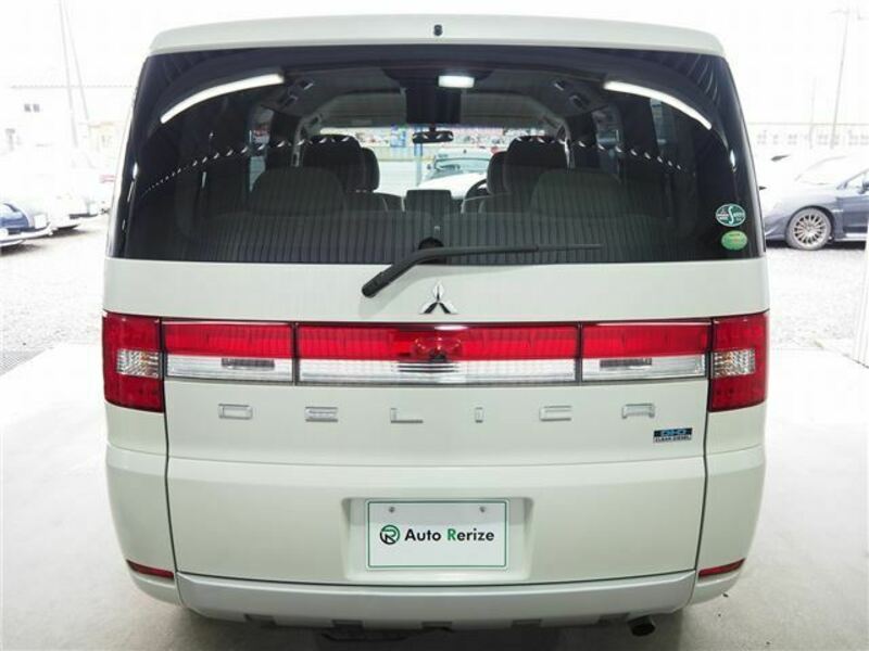 DELICA D5