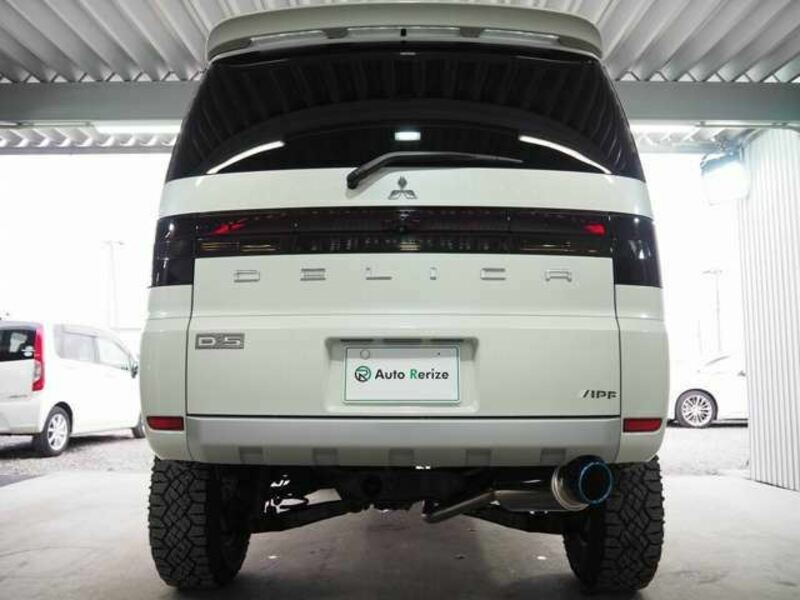 DELICA D5