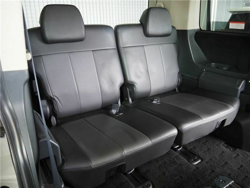DELICA D5-37
