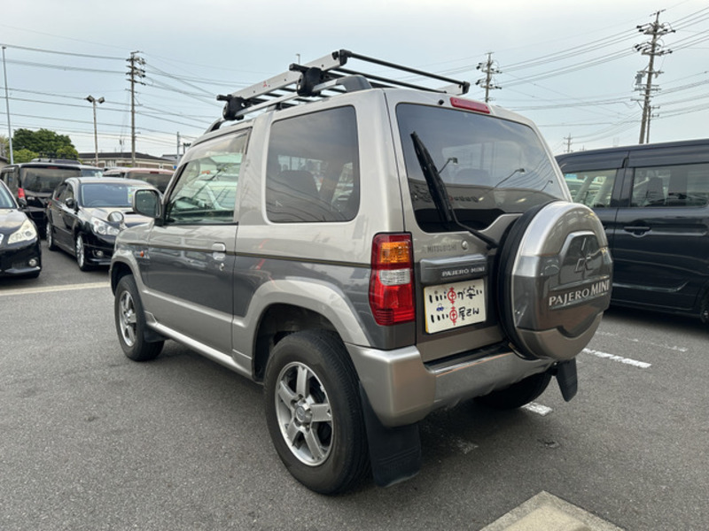 PAJERO MINI