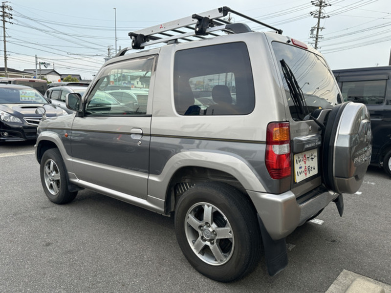 PAJERO MINI