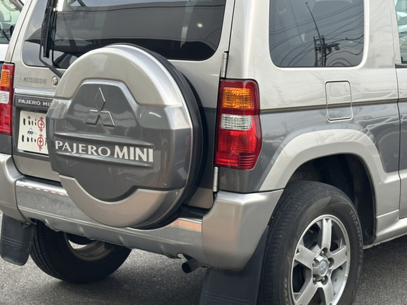 PAJERO MINI