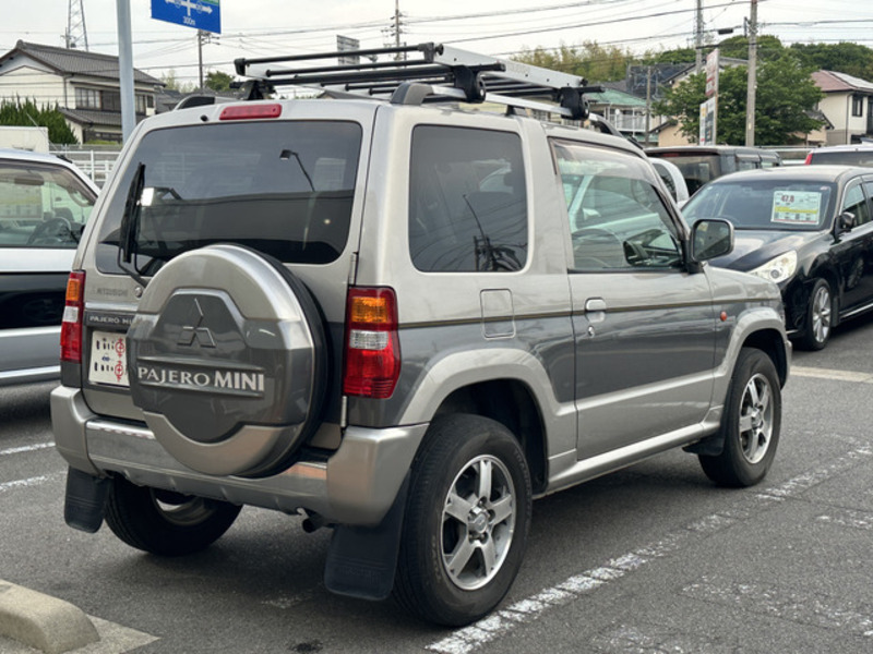 PAJERO MINI