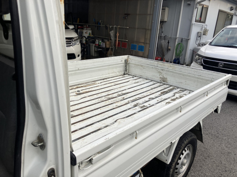MINICAB TRUCK
