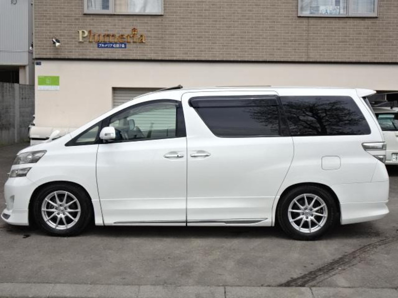 VELLFIRE-9